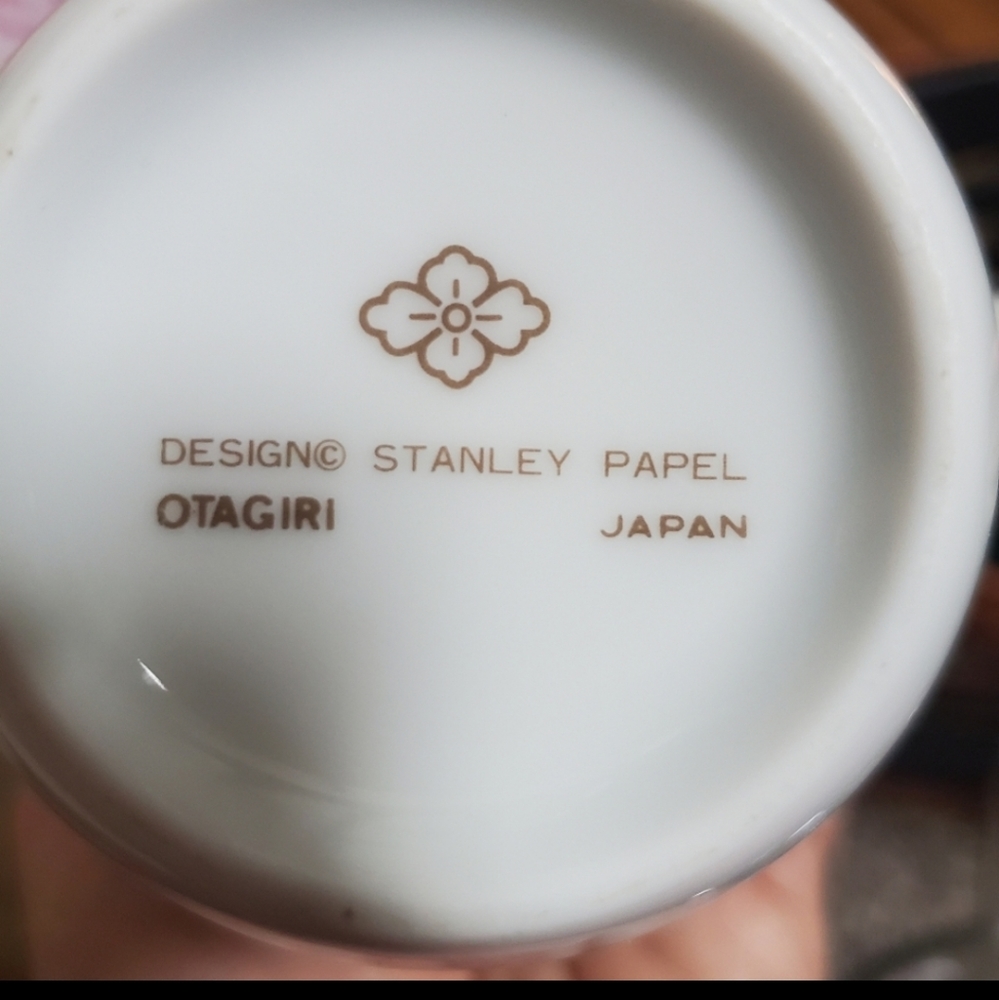 Otagiri Japan Pair of Mugs Cherry Fruit Motif White Red Coffee Tea - Picture 2 of 5